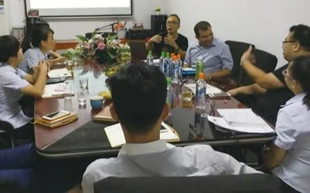Management team meeting at Long Sheng Da